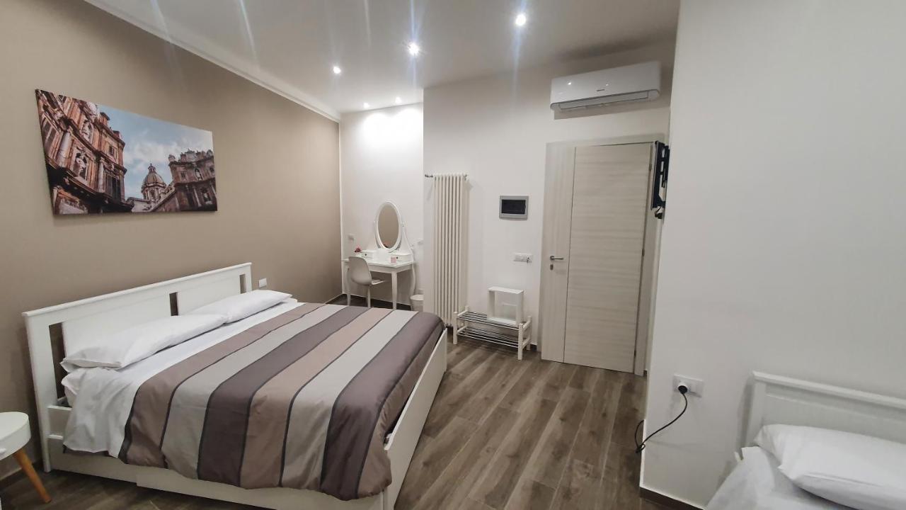 Garibaldi Rooms 29 - Piazza Marina A Palermo - In Pieno Centro. Bagian luar foto