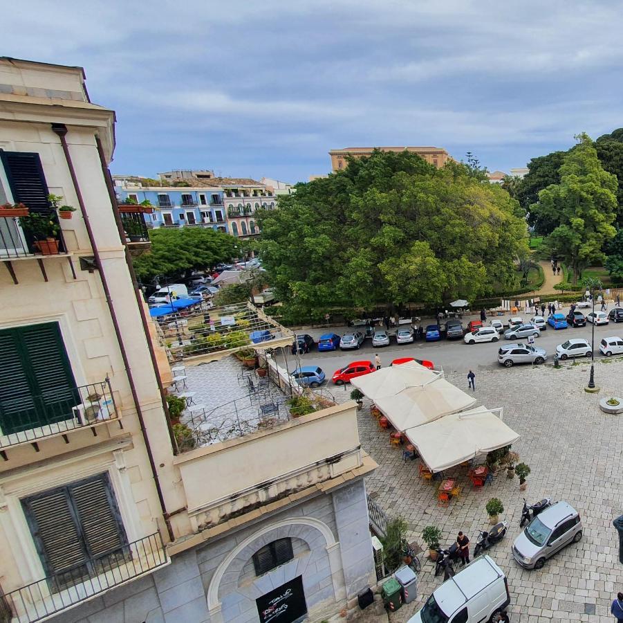 Garibaldi Rooms 29 - Piazza Marina A Palermo - In Pieno Centro. Bagian luar foto