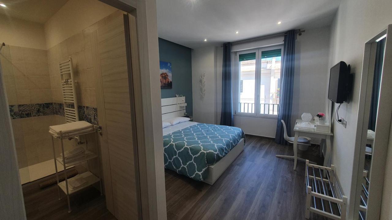 Garibaldi Rooms 29 - Piazza Marina A Palermo - In Pieno Centro. Bagian luar foto